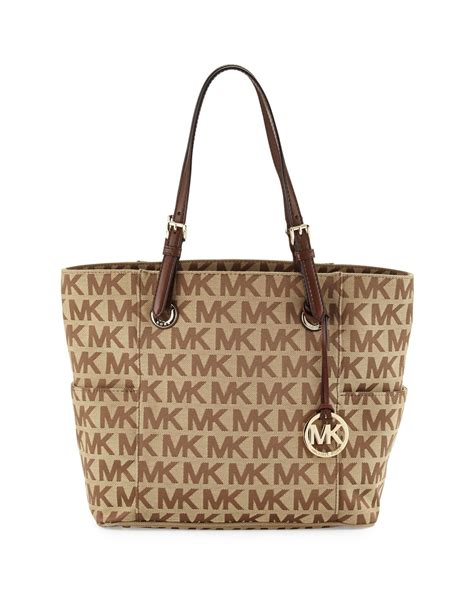 michael kors women's jet set item ew signature tote brown|Michael Kors Jet Set Item East/West Signature Tote .